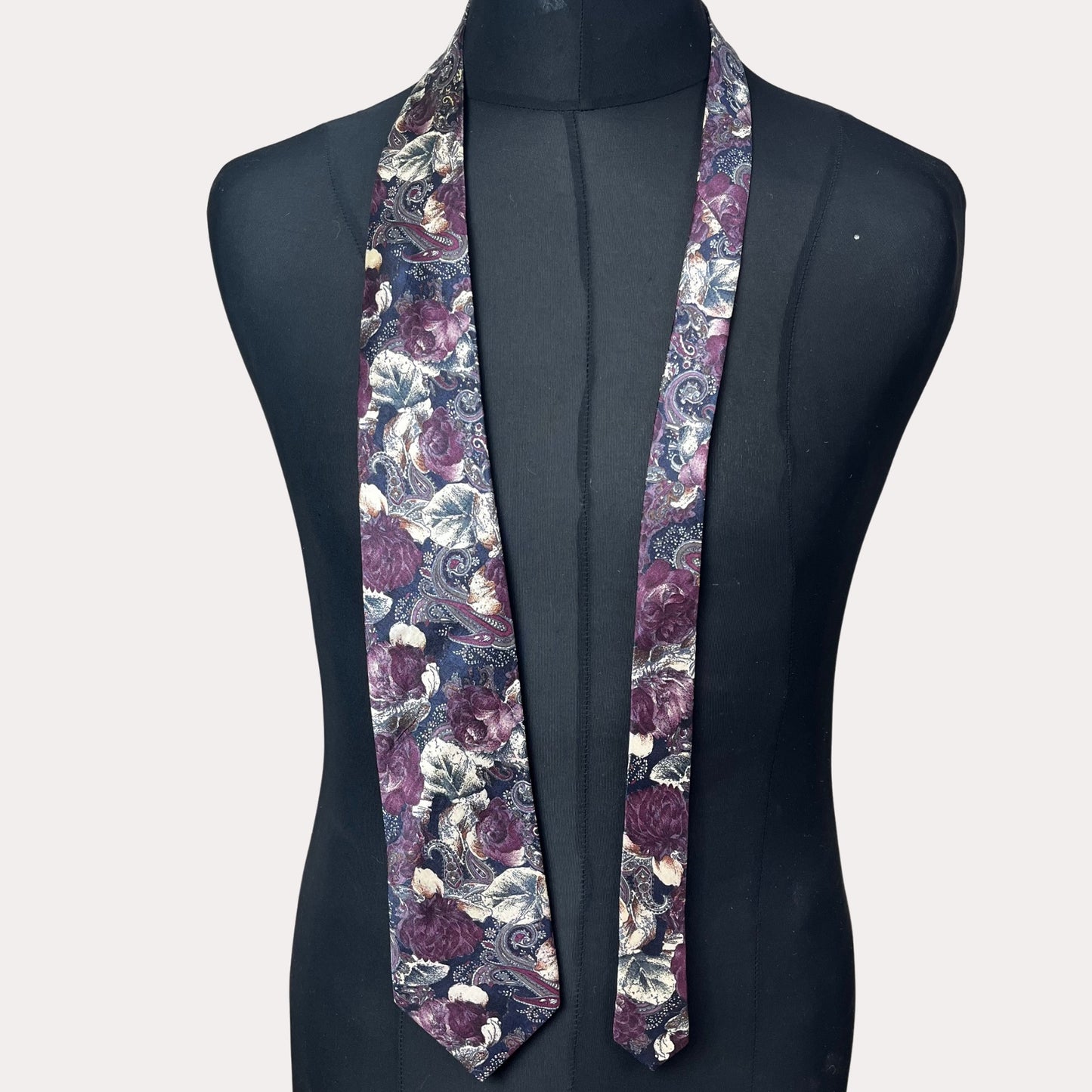 Jacques Ploenes necktie