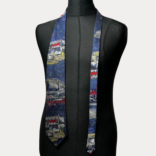 Bus pattern necktie 9.5 cm