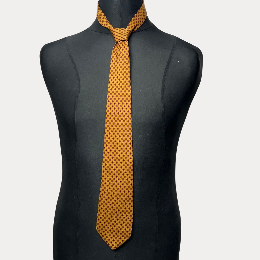 Polka dots silk necktie 7.5 cm