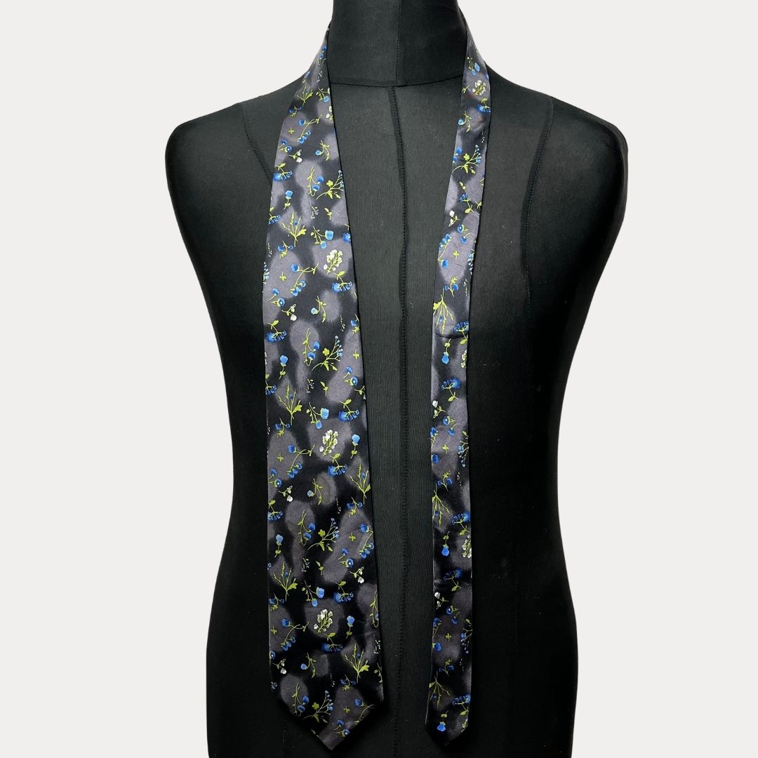 Silk floral necktie 9.5 cm