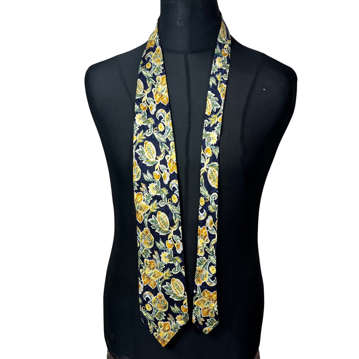 Alpi necktie