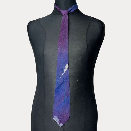 Purple abstract necktie