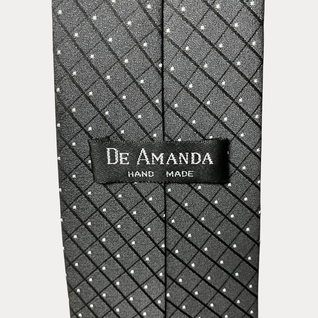 De Amanda necktie