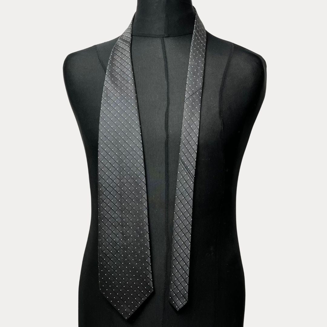 De Amanda necktie