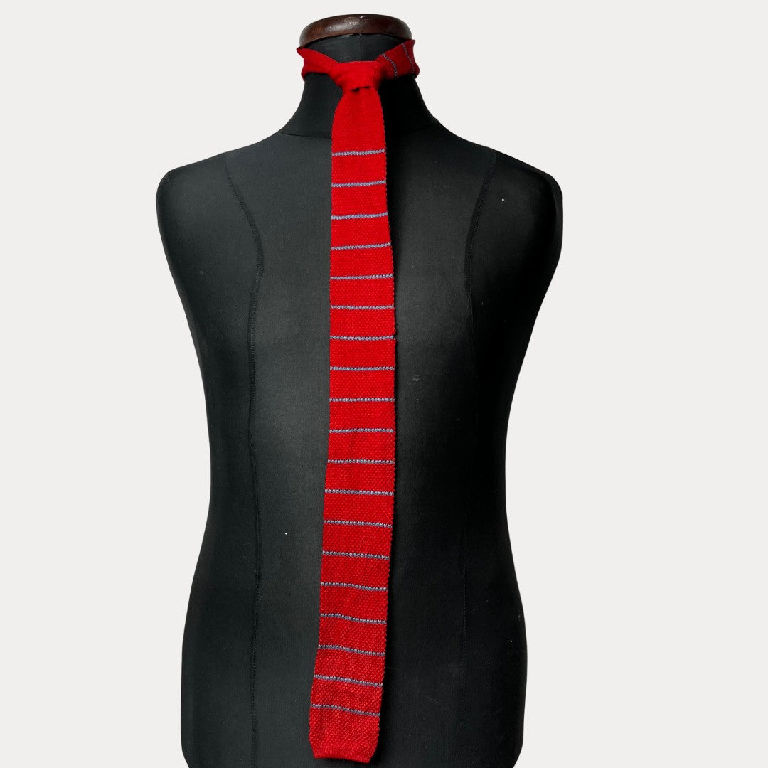 Striped knit necktie