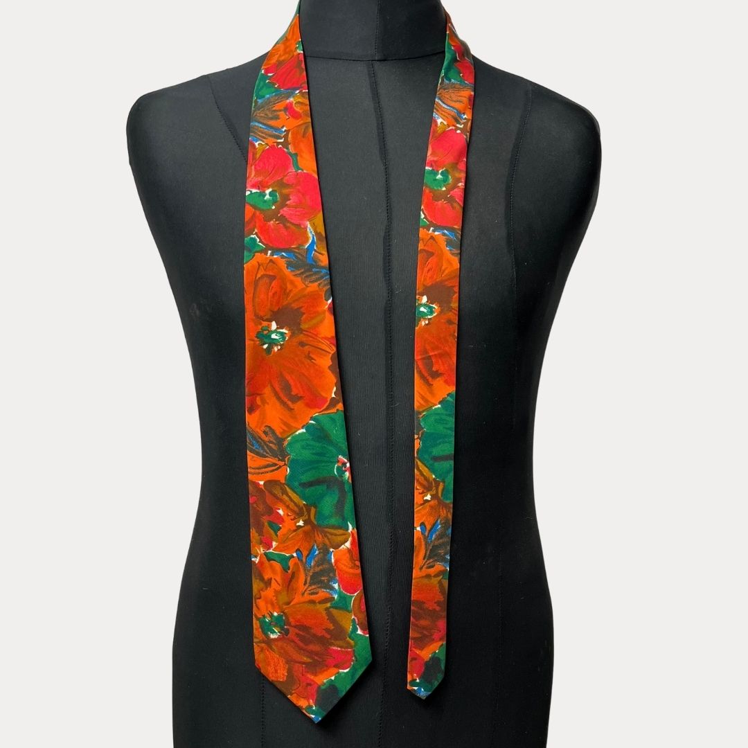 Floral Silver City Necktie 9 cm