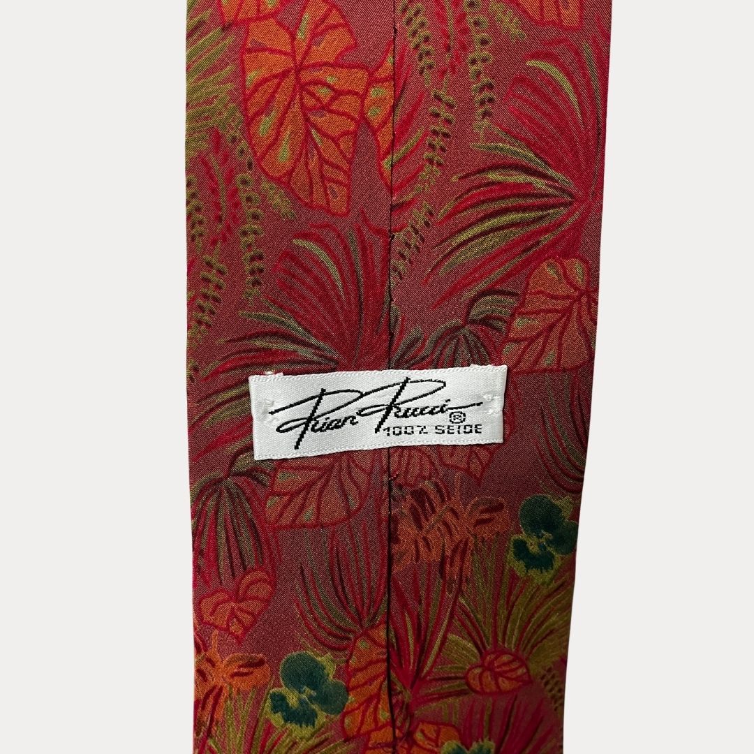 Rian Rucci silk necktie