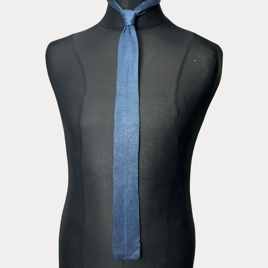 Blue knitted necktie 6cm