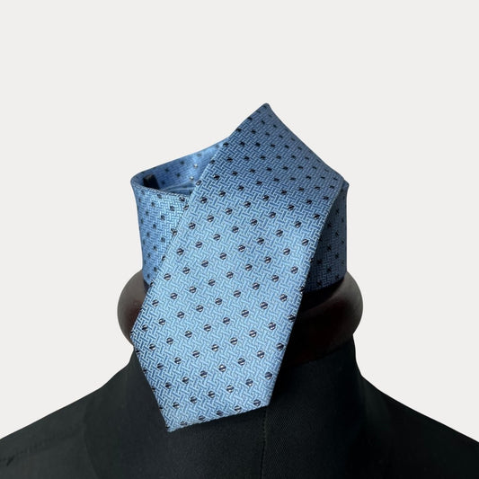 Dotted necktie