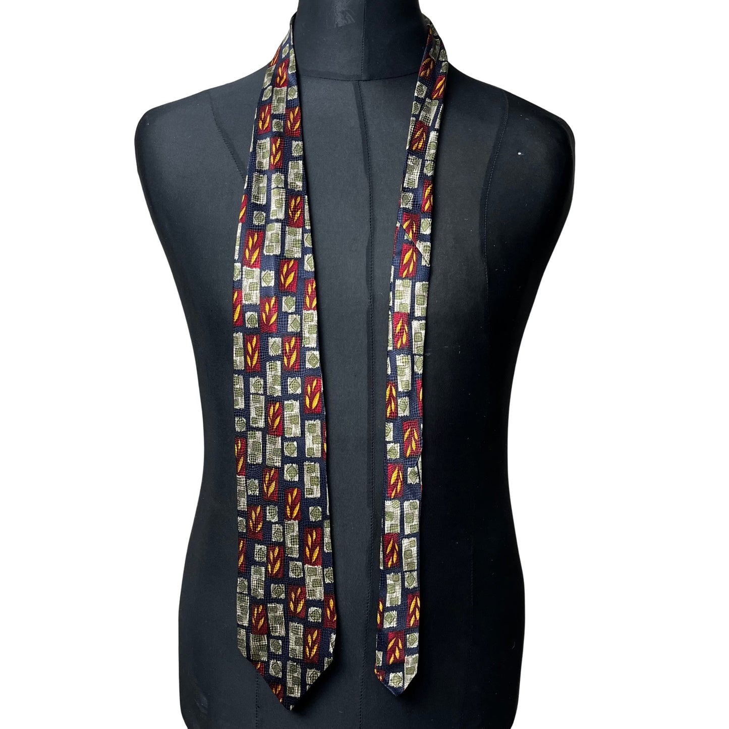 Pure silk 9 cm necktie